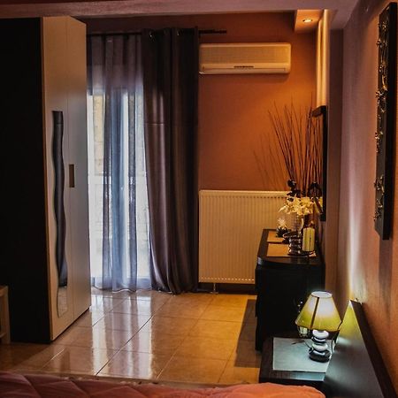 Ferienwohnung Bojana' S Luxury House Larissa Exterior foto