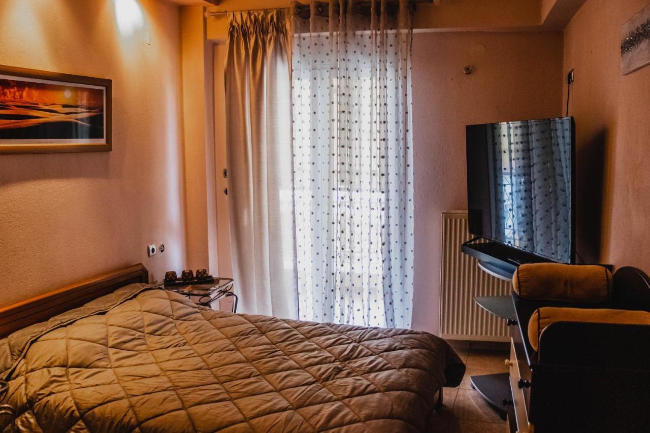 Ferienwohnung Bojana' S Luxury House Larissa Exterior foto