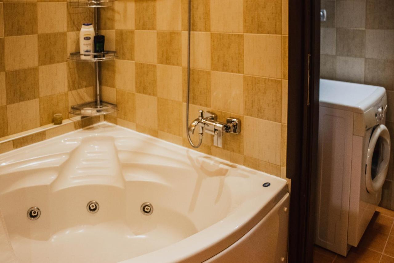 Ferienwohnung Bojana' S Luxury House Larissa Exterior foto